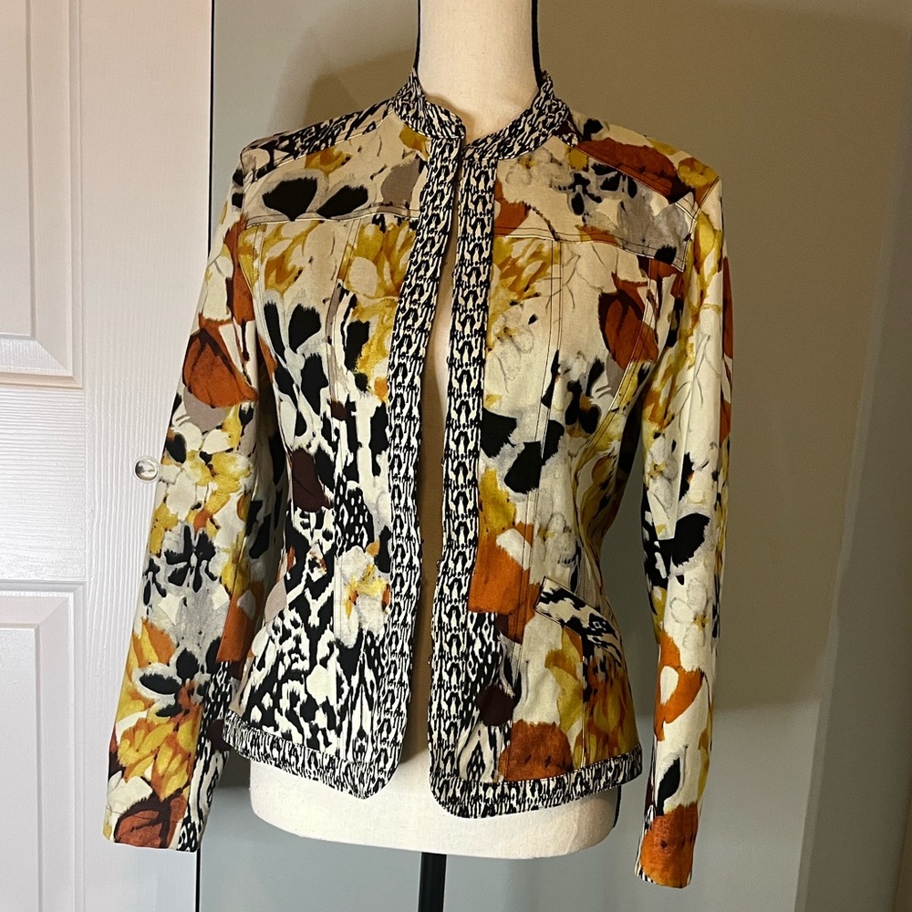 Chico's Abstract Floral Women's Blazer - size 0
